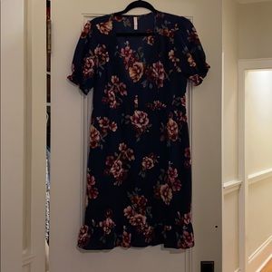 Floral v-neck dress